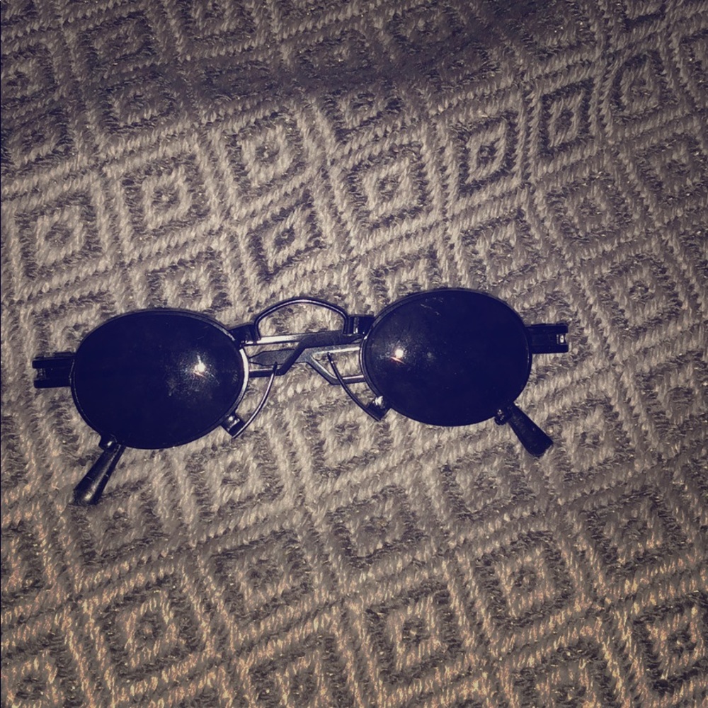 Vintage matrix 90s sunglasses